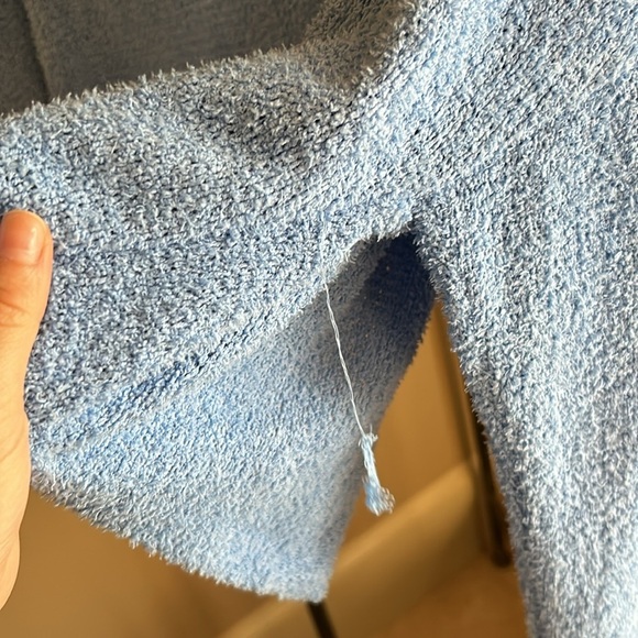 Blue cropped cardigan sweater 🥞 - Picture 4 of 5